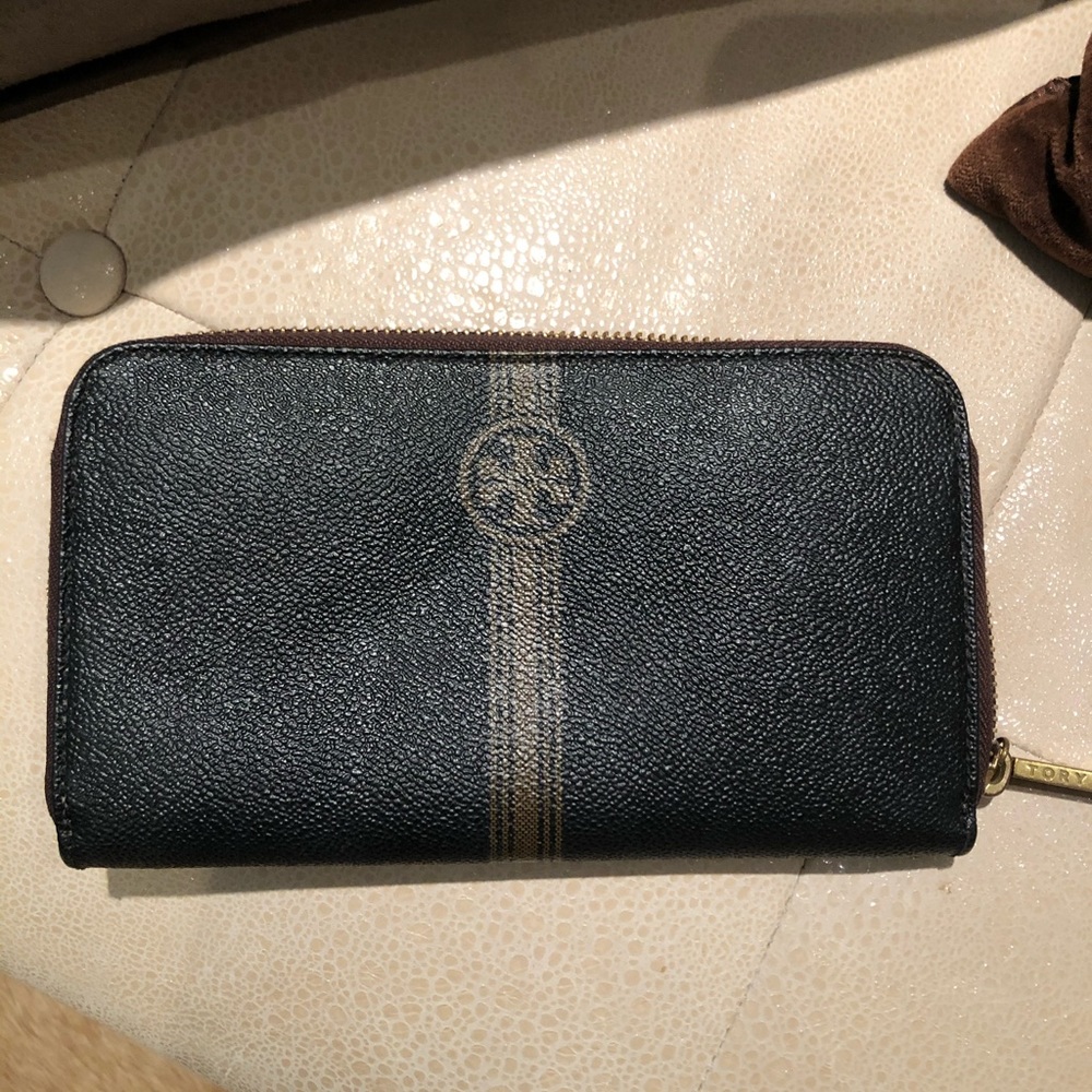 Tory Burch Continental Wallet